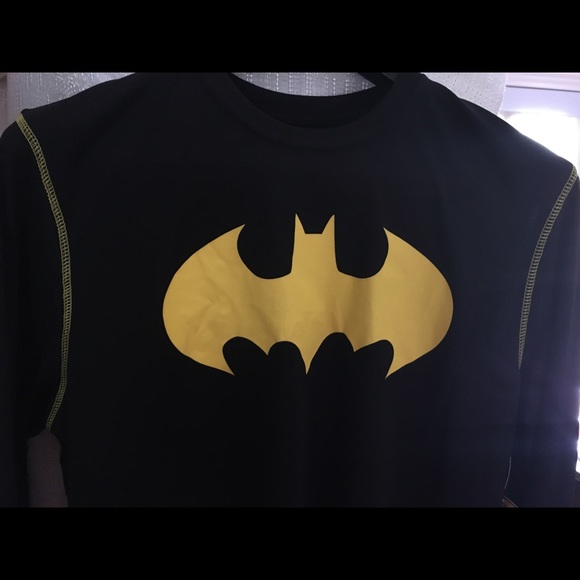 DC Comics Batman Licensed Long Sleeve Shirt M NEW - Picture 2 of 4